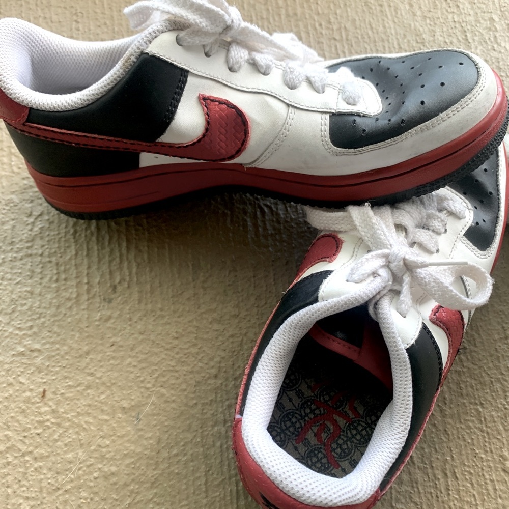 RARE vintage NIKE AIR FORCE 1 XXV '82 Shoes Black Red White 314192-162